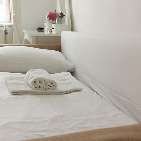 Hotel Pension Arpi Виена Екстериор снимка