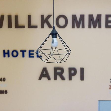 Hotel Pension Arpi Виена Екстериор снимка