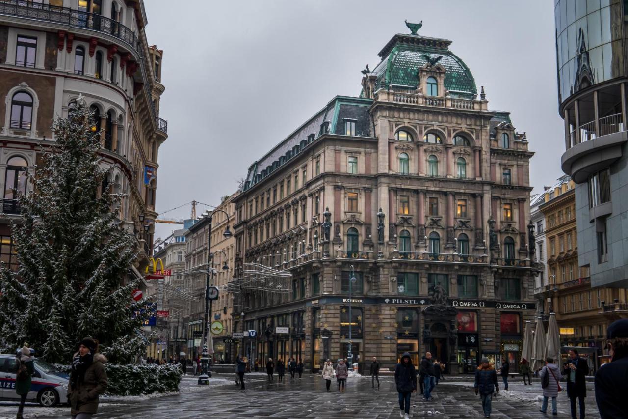 Hotel Pension Arpi Виена Екстериор снимка